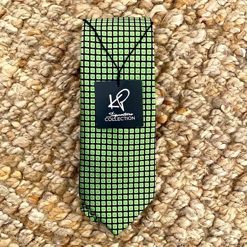 NWT KP Signature Collection Mens Tie Green grid pattern office dressy career